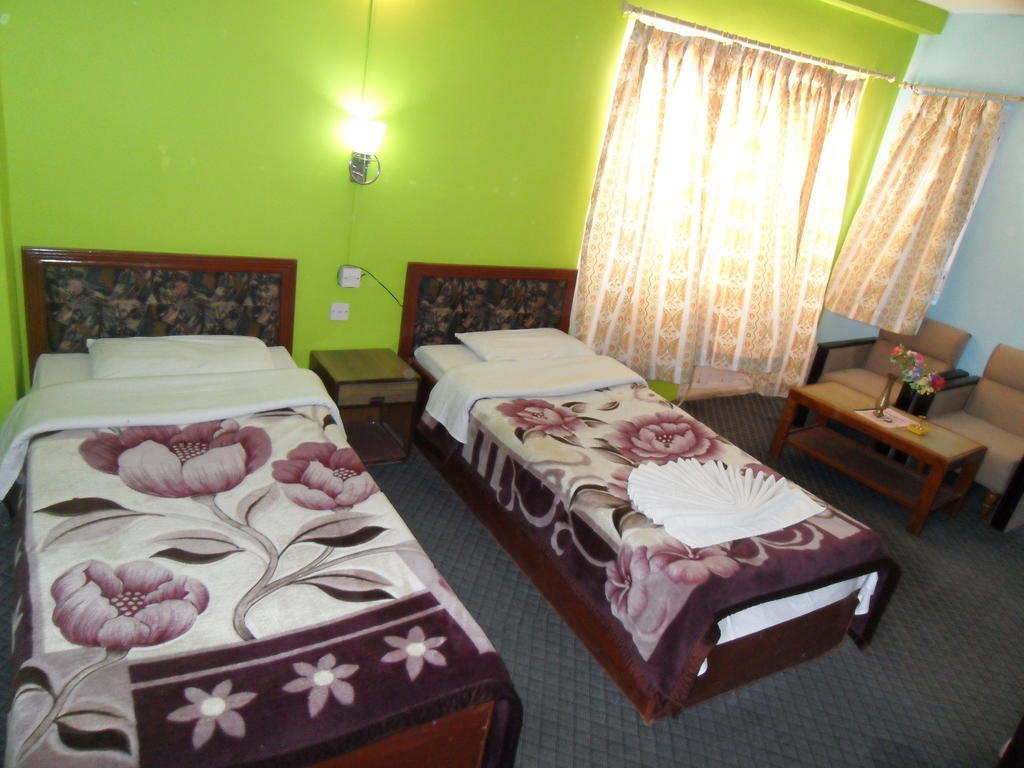 Bed Rock Hotel 2*
